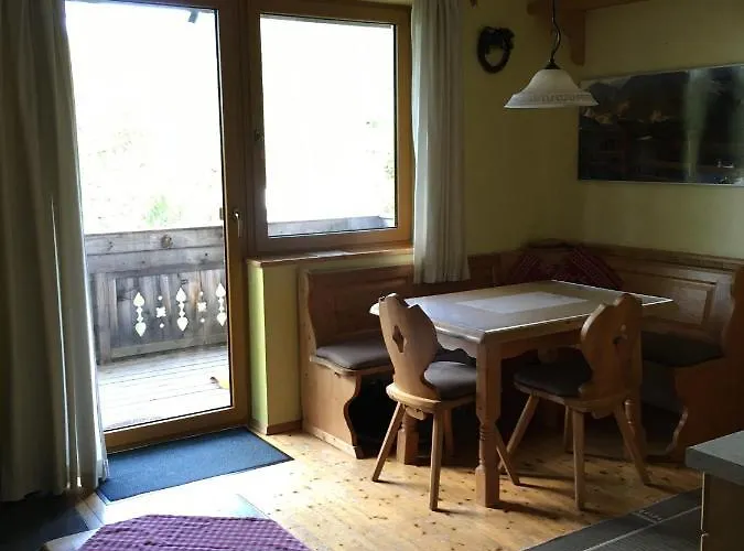 Eisenhut 3 Apartament *